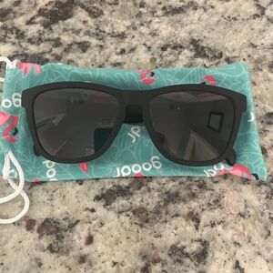 Goodr unisex shades black